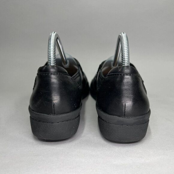 Clarks Women's Size 9.5 Black Leahter Slip On Shoes - Picture 5 of 12